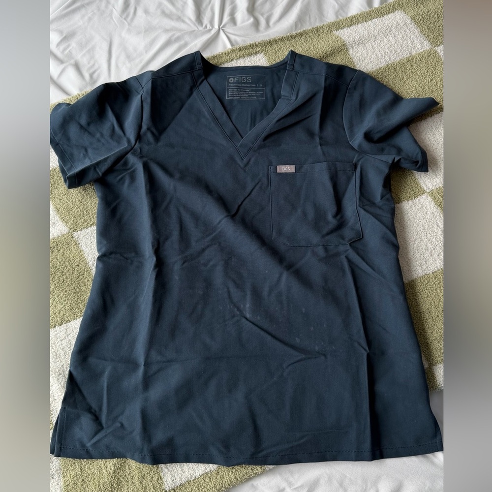 Figs Dark Harbor Catarina Top